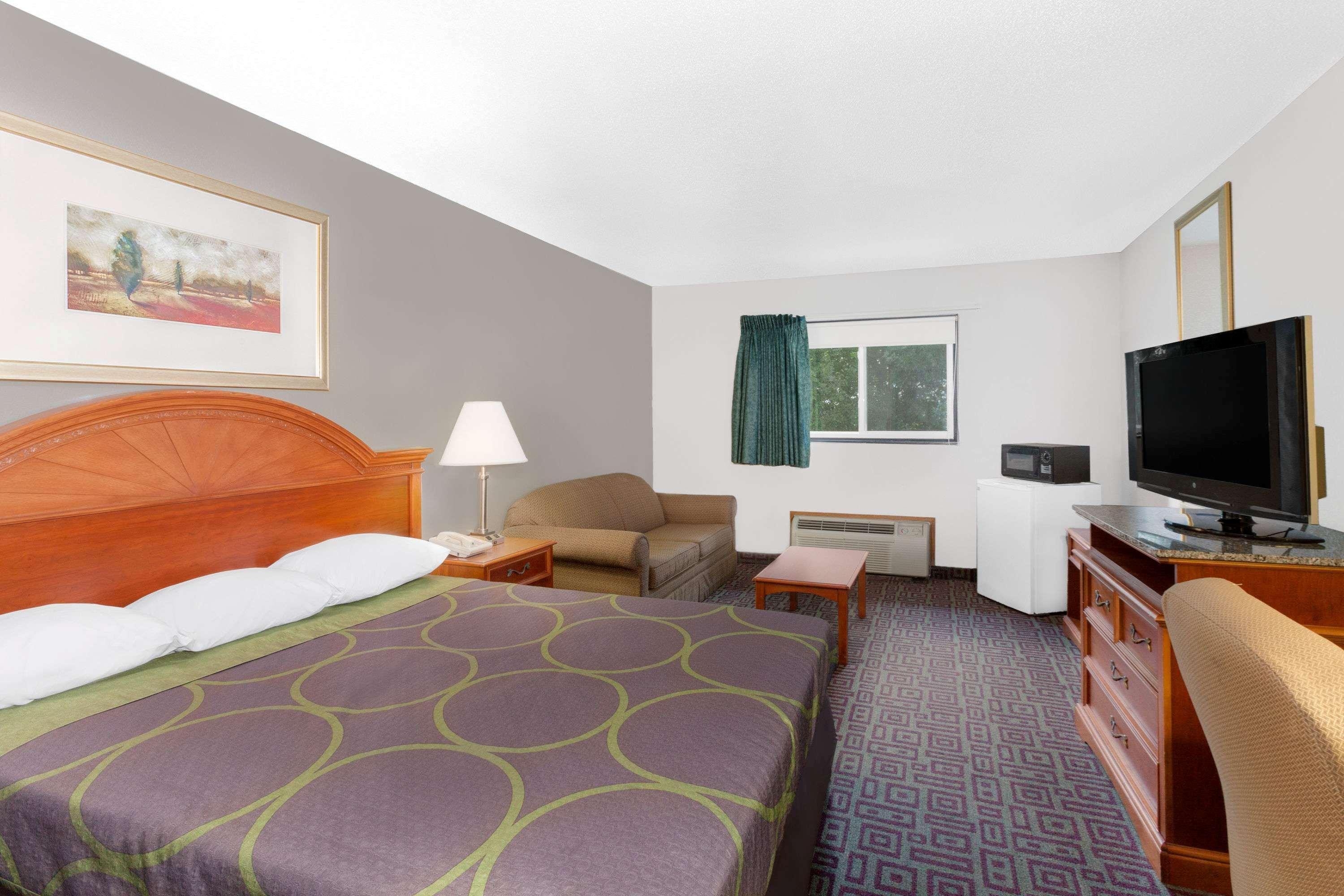 Super 8 By Wyndham Fort Madison Exterior photo