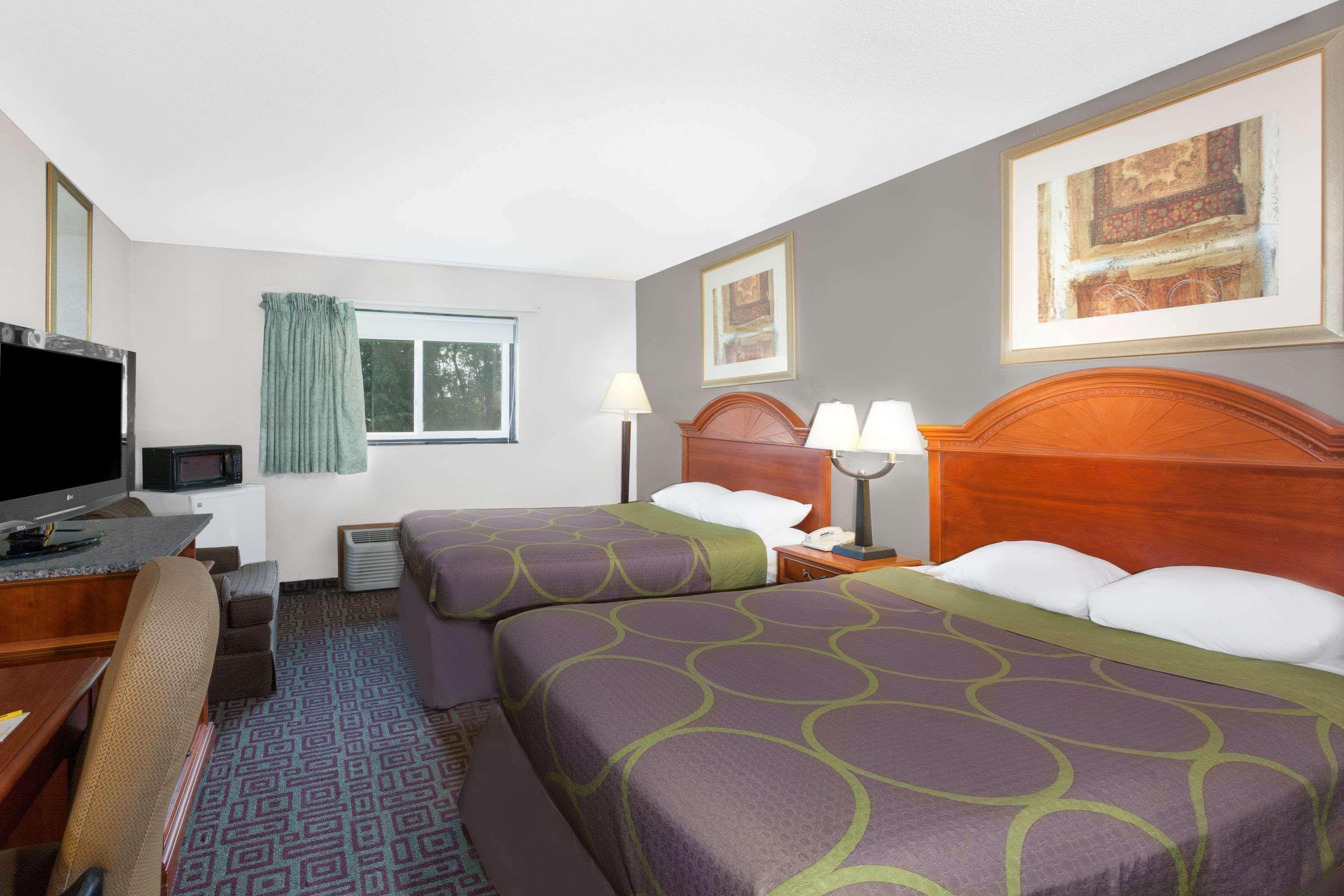 Super 8 By Wyndham Fort Madison Exterior photo