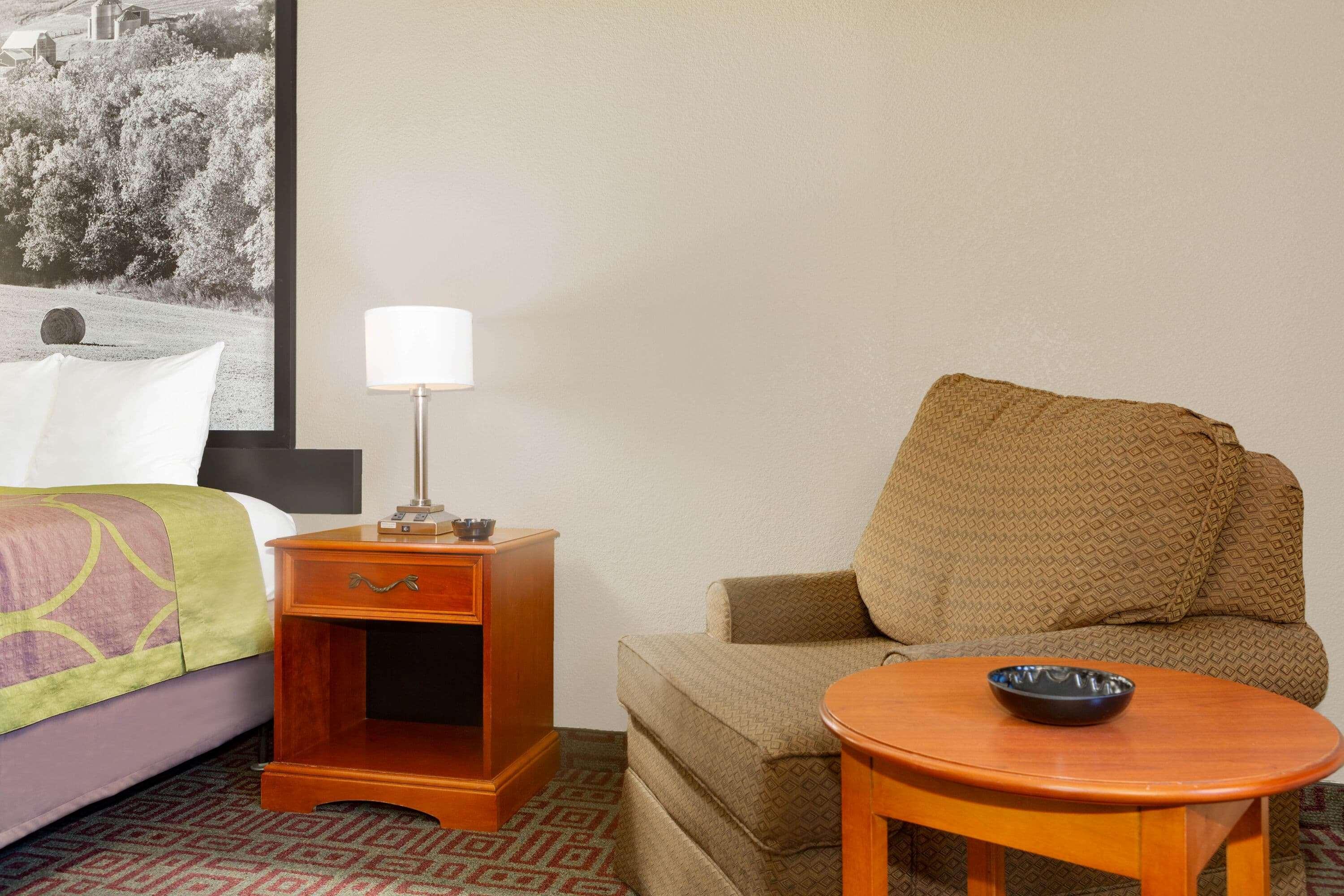 Super 8 By Wyndham Fort Madison Exterior photo